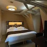 Hôtel&restaurant - Le Manoir Des Cèdres - Piscine Chauffée Et Climatisation Hotel