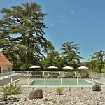 Hôtel&restaurant - Le Manoir Des Cèdres - Piscine Chauffée Et Climatisation 3*
