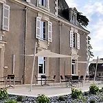 Hôtel&restaurant - Le Manoir Des Cèdres - Piscine Chauffée Et Climatisation Hotel 3*