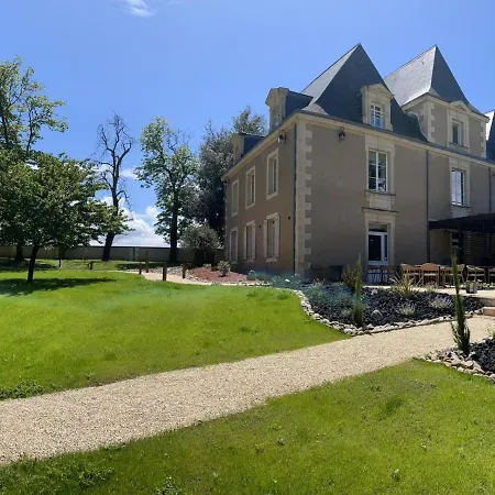 & Restaurant - Le Manoir Des Cedres - Piscine Exterieure Et Climatisation 3* Rouffignac Saint-Cernin