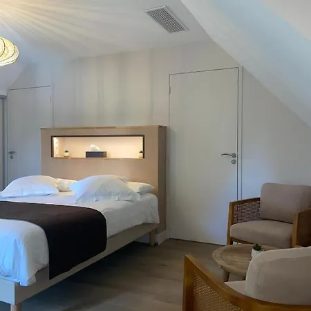 & Restaurant - Le Manoir Des Cedres - Piscine Exterieure Et Climatisation 3* Rouffignac Saint-Cernin