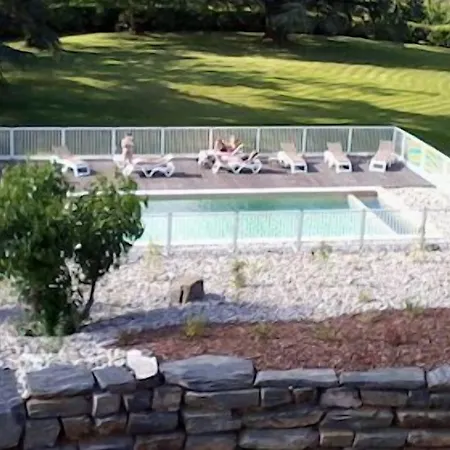 & Restaurant - Le Manoir Des Cedres - Piscine Exterieure Et Climatisation מלון